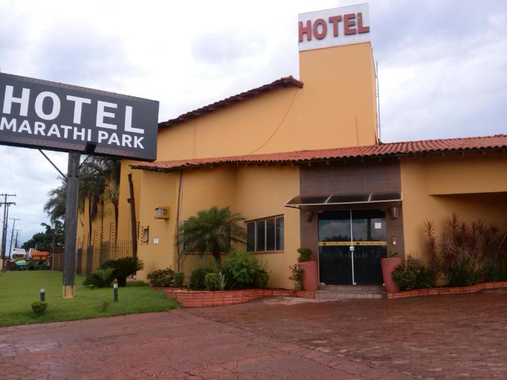 Hotel Marathi Park Rondonopolis Bagian luar foto
