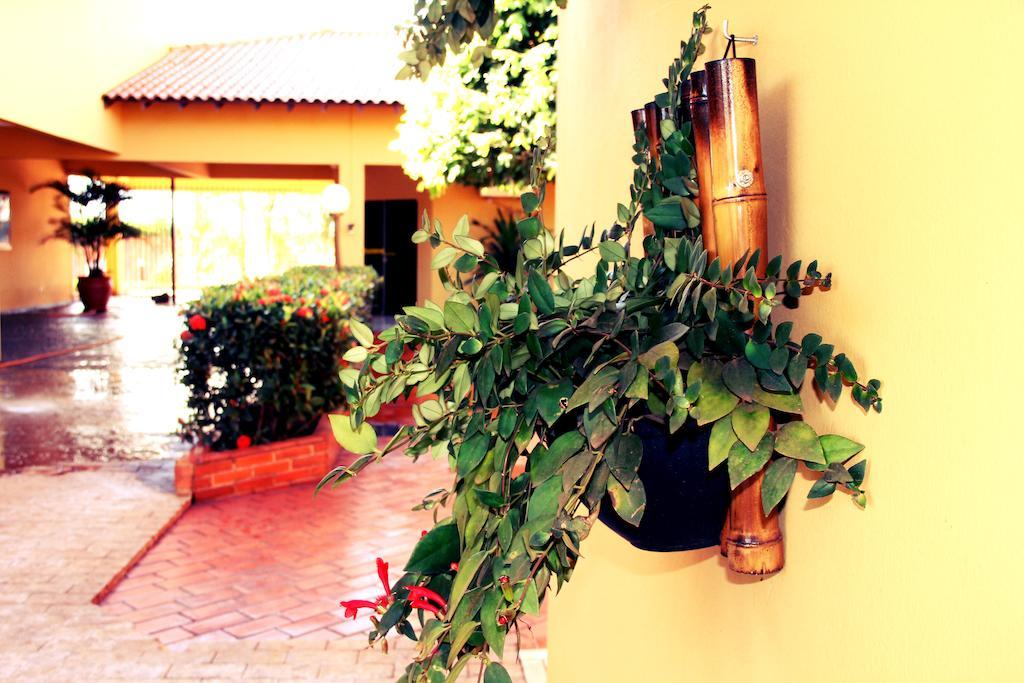 Hotel Marathi Park Rondonopolis Bagian luar foto